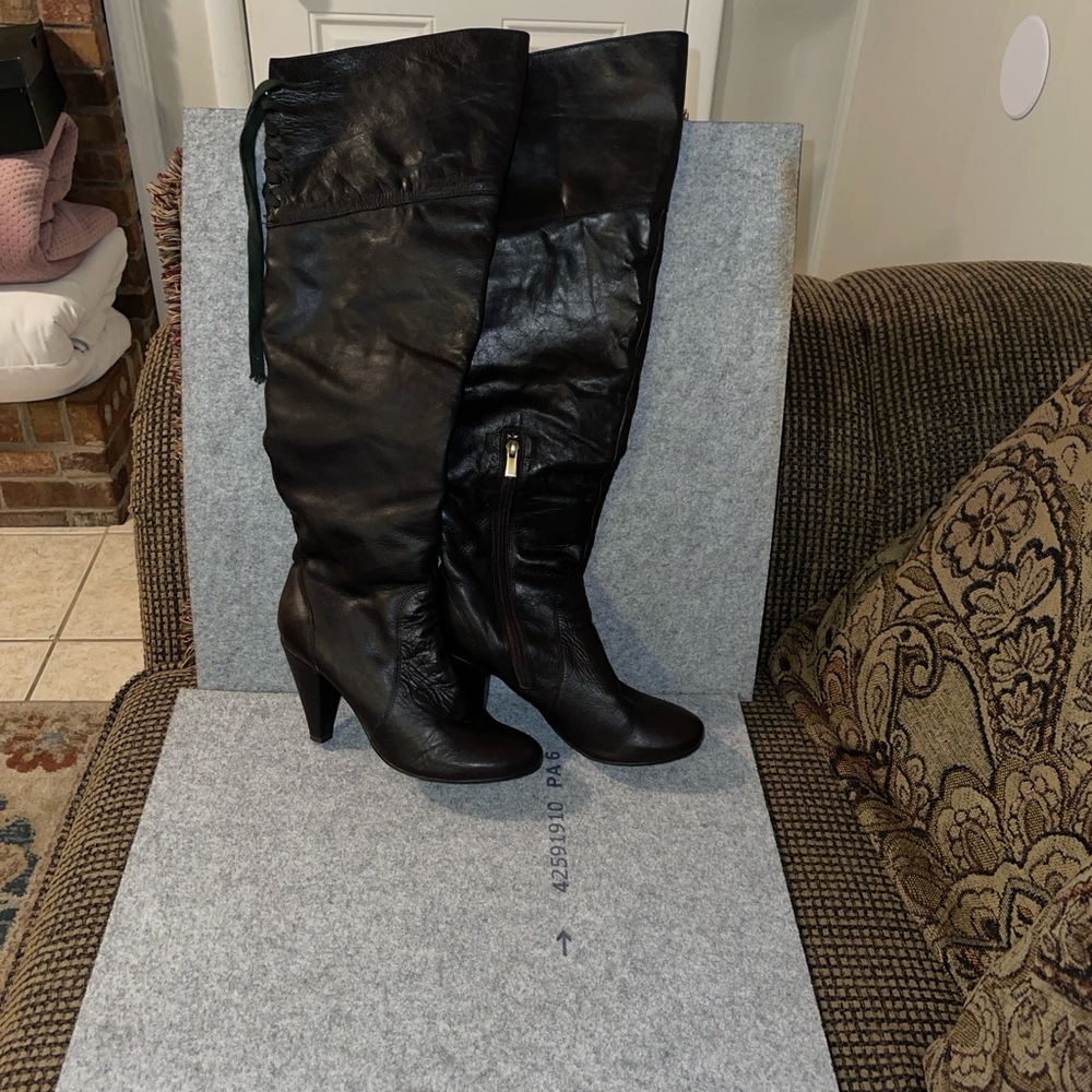 Two Lips Dark Brown Leather Lace-Up Boots